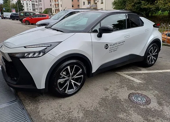 Zunanja slika - Toyota C-HR - 1.8 hibrid  HEV  C-OOL - 1