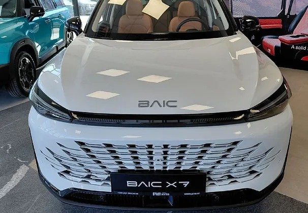 Zunanja slika - Baic X7 - 1.5T DCT 177KM 2WD - NA ZALOGI - 1