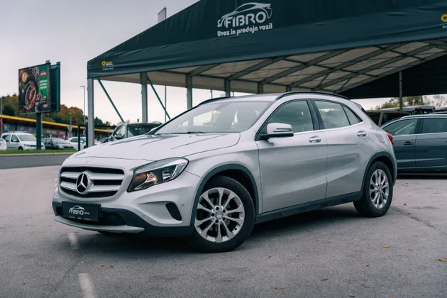 Zunanja slika - Mercedes-Benz GLA-Razred - GLA 200 CDI STYLE - 1