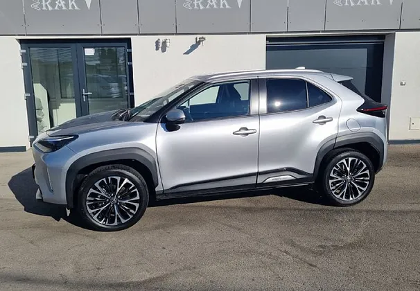 Zunanja slika - Toyota Yaris Cross - Hybrid 1.5 VVT-i ELEGANT  Avt. 1.LAS.60618KM. - 1