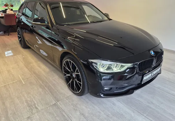 Zunanja slika - BMW Serija 3 - Touring: 318d Touring KEYLES|LED|VELIKA NAVI|PDC|GR.SEDE - 1