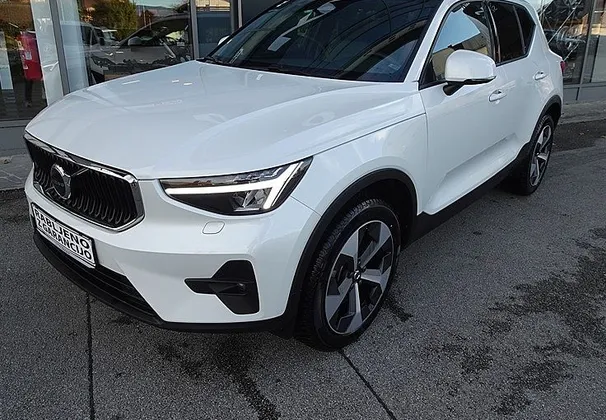 Zunanja slika - Volvo XC40 - 2.0 B3 Core 2WD -VIRTUAL -KAMERA -NAVI - 1