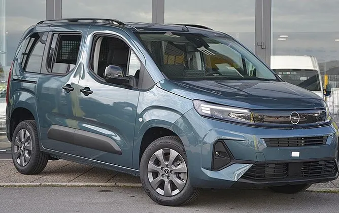 Zunanja slika - Opel Combo - LIFE N1 L1 - BENCIN -MOŽNOST ODBITKA DDV - 1
