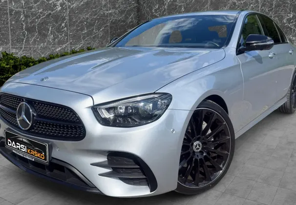 Zunanja slika - Mercedes-Benz E-Razred - 220d AMG WIDE MULTIBEAM NIGHT WEBASTO PRIKL. ALU20 - 1
