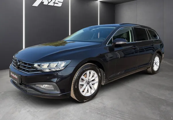 Zunanja slika - Volkswagen Passat Variant - 2.0 TDI BMT SCR Business DSG-Vl. Kljuka-Masaža ACC - 1