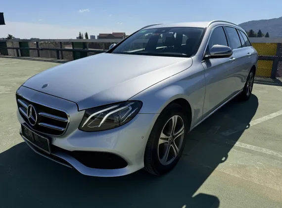 Zunanja slika - Mercedes-Benz E-Razred - 220 t  avt.kamera.143KW - 1