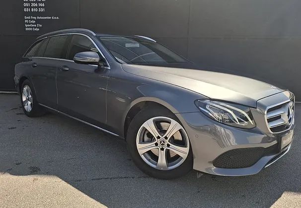 Zunanja slika - Mercedes-Benz E-Razred - E 220 d 4MATIC Avantgarde Avt. - 1