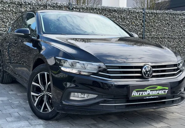 Zunanja slika - Volkswagen Passat - 2.0 TDI BMT SCR avt. |ACC|PDC|NAVI| - 1