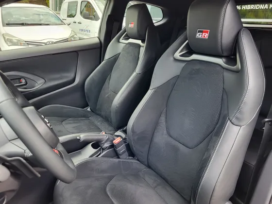 Zunanja slika - Toyota Yaris - GR - 1