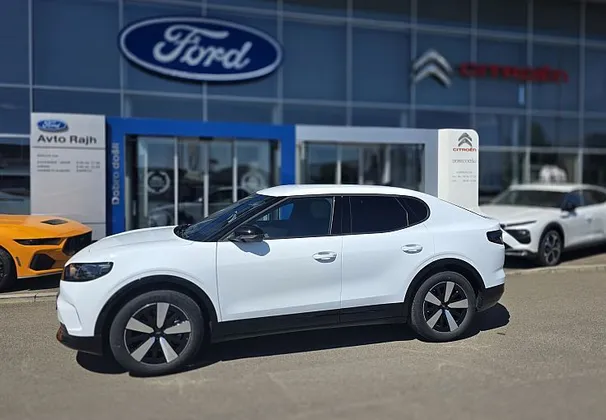 Zunanja slika - Ford Capri - Select  77kwh - 1