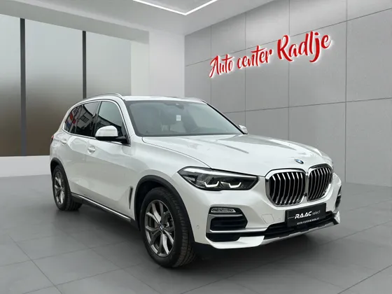 Zunanja slika - BMW X5 - xDrive30d Avt. - 1