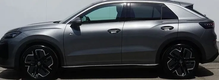 Zunanja slika - Volkswagen T-Roc - 1.5 eTSI R-Line DSG-VLEČNA KLJUKA - 1