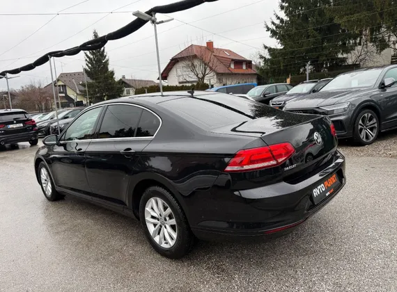 Zunanja slika - Volkswagen Passat - 1.6 TDI AUT. Comfortline ACC NAVI KAMERA ALU 16 - 1