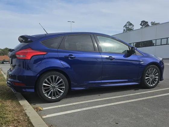 Zunanja slika - Ford Focus - 1,0 EcoBoost ST-Line - 1