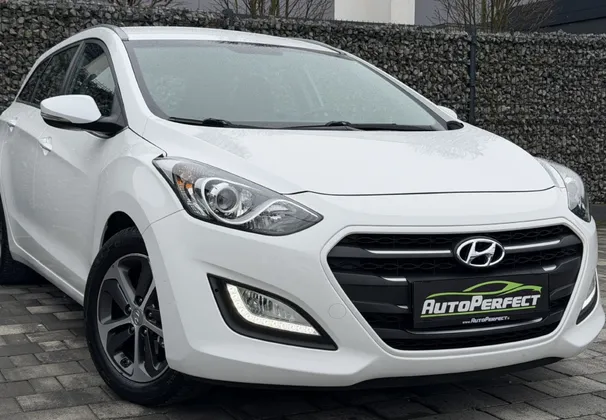 Zunanja slika - Hyundai i30 Wagon - 1.6 CRDI|GR.SED|2CON|TEMPOMAT - 1