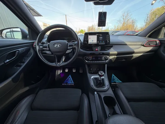 Zunanja slika - Hyundai i30 - N 2.0 T-GDI 275 Performance - 1