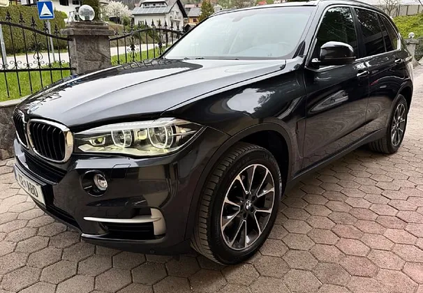 Zunanja slika - BMW X5 - serija : xDrive30d AUT SLO LEDER ALU19 KAMERA KLJUKA MEMORY - 1
