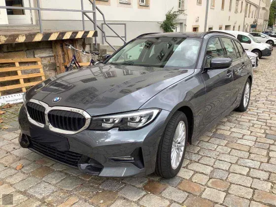 Zunanja slika - BMW Serija 3 - 320d Touring Sport Line Avt.NEMŠKI+4ALU.USNJE.LED - 1