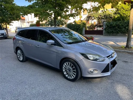 Zunanja slika - Ford Focus - Titanium - 1