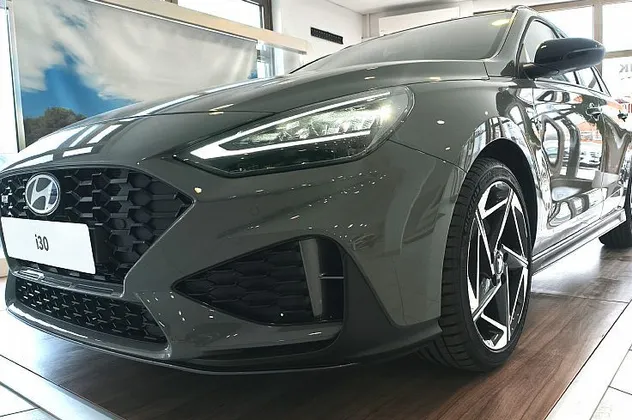Zunanja slika - Hyundai i30 Wagon - 1.6 T-GDI N-LINE IMPRESSION AVT-AKT T-MRT K-VIDEO - 1