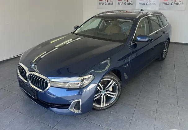 Zunanja slika - BMW Serija 5 - Touring: 530 e Luxury Line 2.0 215KW.NEMŠKI+4ALU.KAMERA. - 1