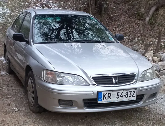 Zunanja slika - Honda Accord - 1,6i LS 16V - 1
