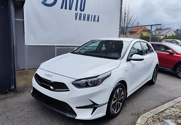 Zunanja slika - KIA Ceed - 1.0 T-GDi LX Champion+ ISG. M T 74 kW - 1