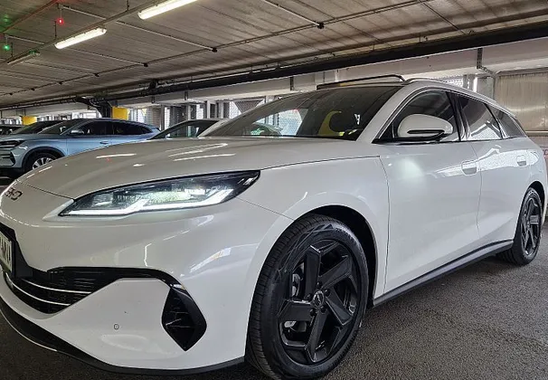 Zunanja slika - BYD SEAL 6 - DM-i Touring COMFORT PHEV - skupni doseg 1350 km - 1