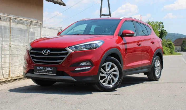 Zunanja slika - Hyundai Tucson - 1.7 CRDi Style DCT ALU PDC GRETJE SEDEŽEV - 1