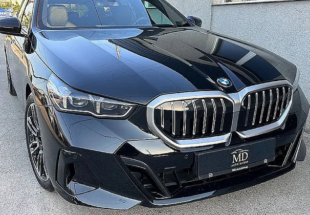 Zunanja slika - BMW Serija 5 - Touring: MSPORT-HEAD-UP-HARMAN-HALJEN-SED-360KAMERA-KLJU - 1