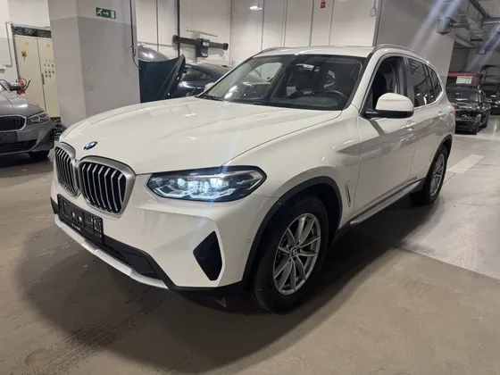 Zunanja slika - BMW X3 - xDrive20i - 1