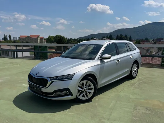 Zunanja slika - Škoda Octavia - Combi 2.0 TDI Ambition DSG.LED.HEAD UP.MASAŽ.NAVI. - 1