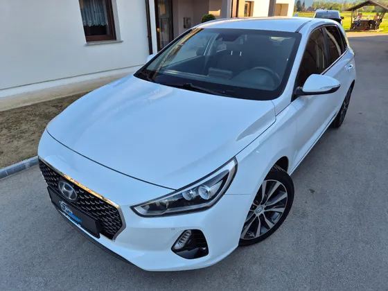Zunanja slika - Hyundai i30 - 1,4 T-GDI 140 Style - 1