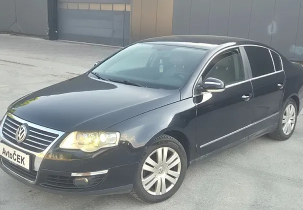 Zunanja slika - VW Passat - 2.0 TDI Highline + 4x4 + UGODNO - 1