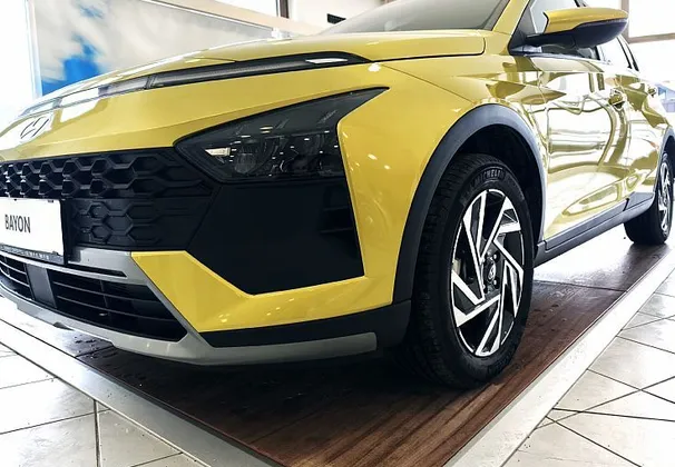 Zunanja slika - Hyundai Bayon - 1.0 T-GDI STYLE AVT LUCID LIME-TESTNO VOZILO-VIDEO - 1