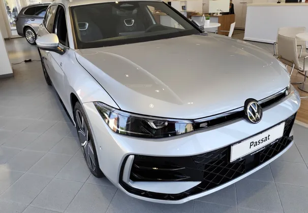 Zunanja slika - Volkswagen Passat - Variant 1.5 eTSI 4JOY DSG 110kW - 1