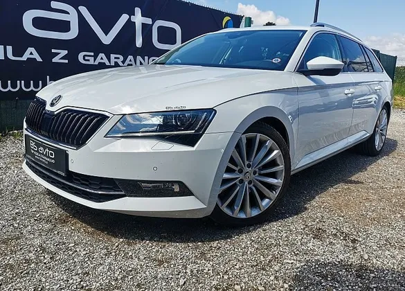 Zunanja slika - Škoda Superb - 2.0 TDI Style Combi110 kW XENON-ALU19-NAVI-VIRTUAL - 1