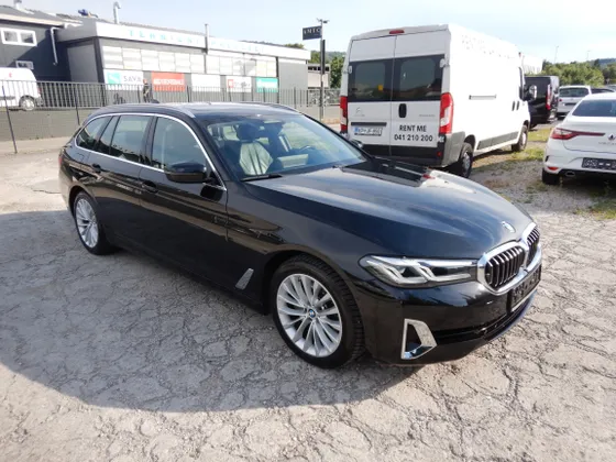 Zunanja slika - BMW Serija 5 - 520d xDrive Touring Avt. - 1