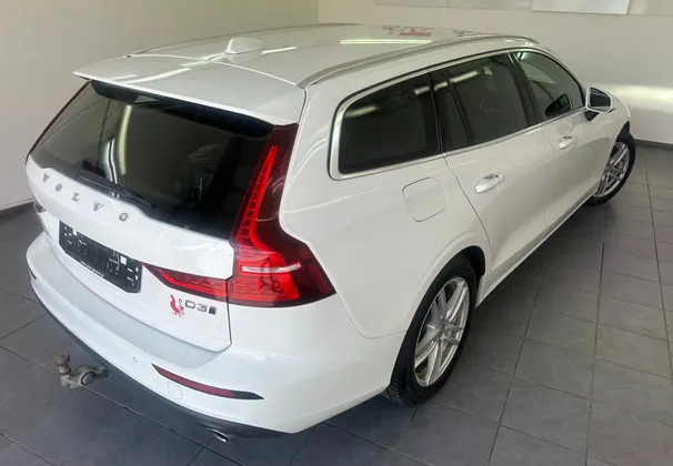 Zunanja slika - Volvo V60 - D3 Momentum Pro Avt+4 ALU.USNJE.NAVI.4X4.TOP - 1