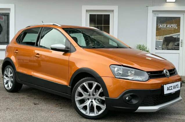 Zunanja slika - Volkswagen CrossPolo - 1.4 TDI•PDC SENZORJI•TEMPOMAT•138.000KM•ODLIČEN• - 1