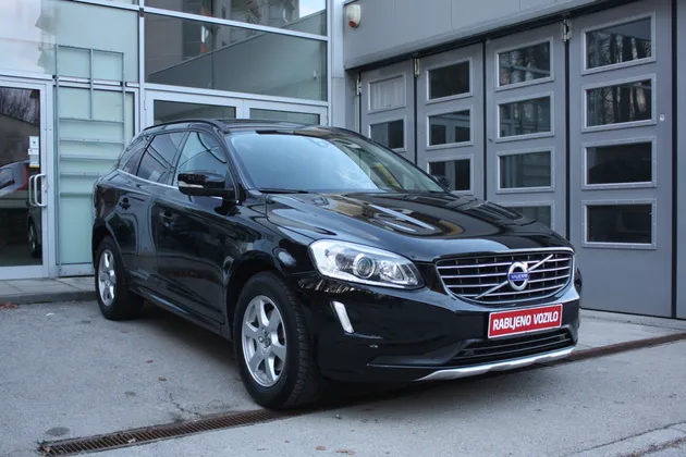 Zunanja slika - Volvo XC60 - AWD D4 Momentum Geartronic - 1