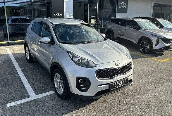 Zunanja slika - KIA Sportage - 2WD 1.7 CRDI City - VLEČNA KLJUKA. 1.LASTNIK.... - 1