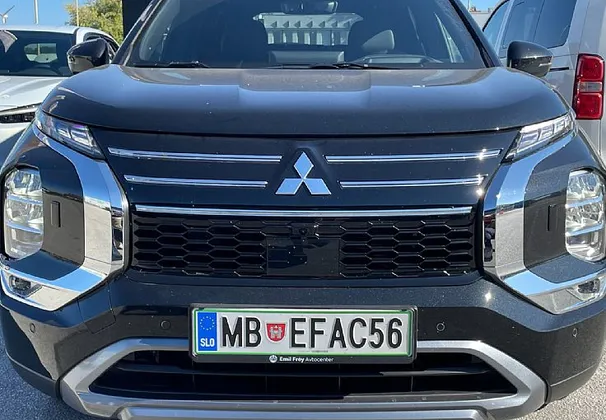 Zunanja slika - Mitsubishi Outlander - PHEV 4WD 2.4 Intense Avt. - 1