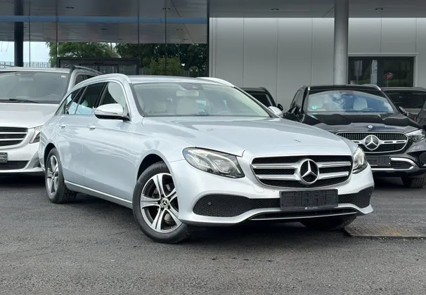 Zunanja slika - Mercedes-Benz E-Razred - E 220 d T Avantgarde Avt. - 1