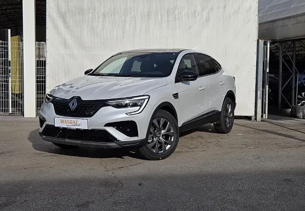 Zunanja slika - Renault Mégane Conquest - Megane Conquest Techo E-Tech HEV 145 + Paket Easy park Premium - 1