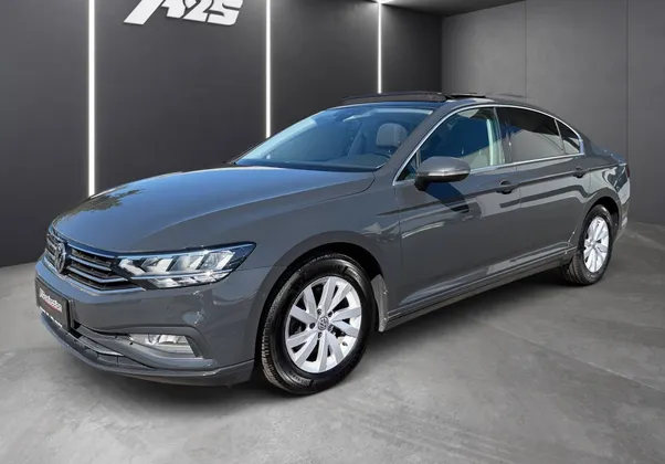 Zunanja slika - Volkswagen Passat - 2.0 TDI BMT SCR Business avt.-Panorama-LED-Kamera - 1