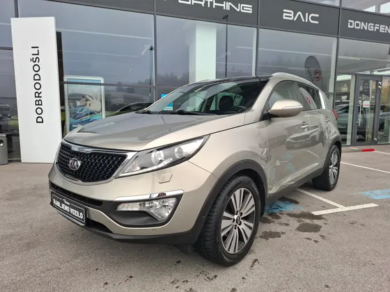 Zunanja slika - KIA Sportage - 2WD 1.7 TD - SLOVENSKI + ZNANA ZGODOVINA + KLJUKA - 1