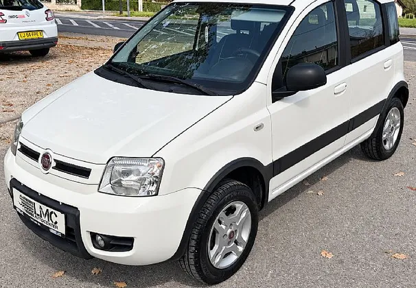 Zunanja slika - Fiat Panda - 1.2 4x4 69ks °SAMO 105.260 km ° °SLO-POREKLO° - 1