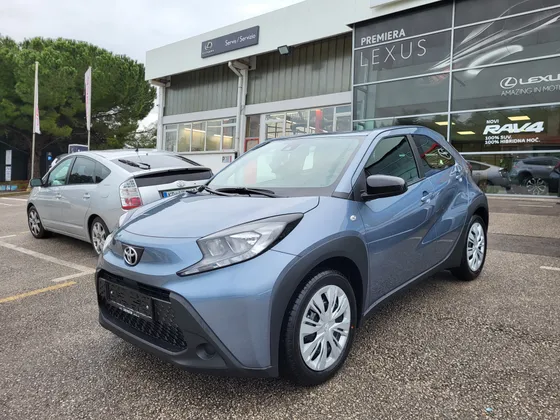 Zunanja slika - Toyota Aygo - X - 1