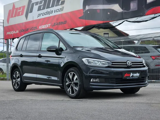 Zunanja slika - Volkswagen Touran - 2,0 TDI BMT Family DSG - 1